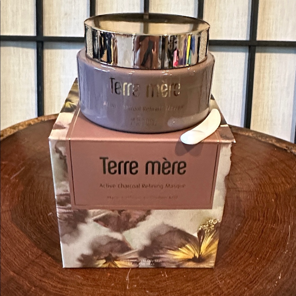 Terre Mere Active Charcoal Refining Masque  NEW Detox & Purify Full Size